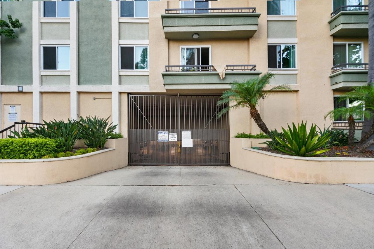 Beverly Hills 2 Bed 2 Bath Penthouse With Den And Parking 414 Los Angeles Buitenkant foto