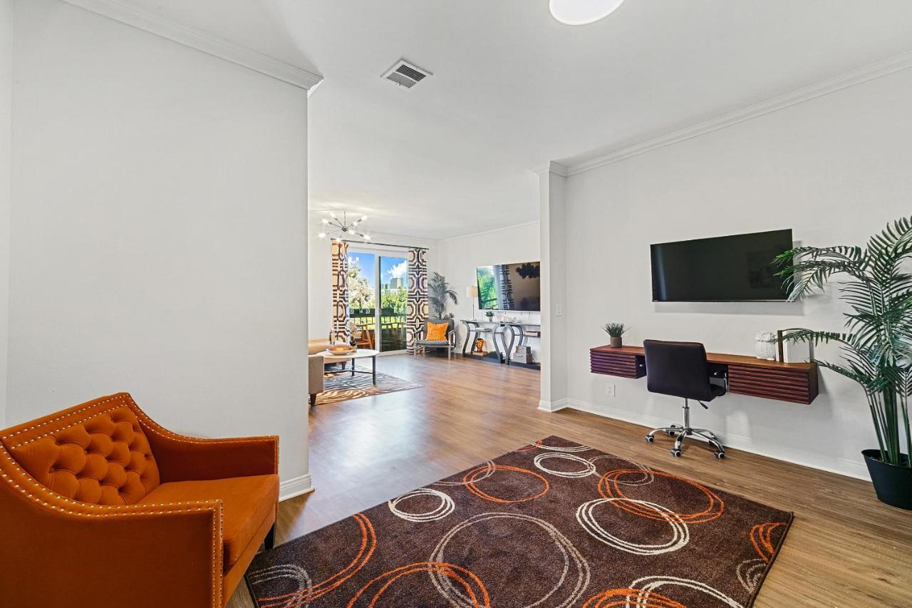 Beverly Hills 2 Bed 2 Bath Penthouse With Den And Parking 414 Los Angeles Buitenkant foto