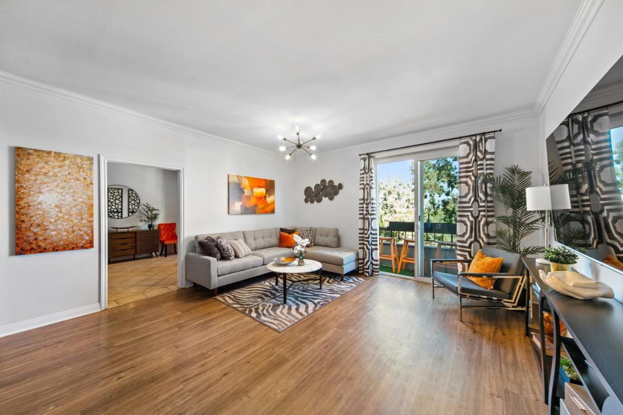 Beverly Hills 2 Bed 2 Bath Penthouse With Den And Parking 414 Los Angeles Buitenkant foto