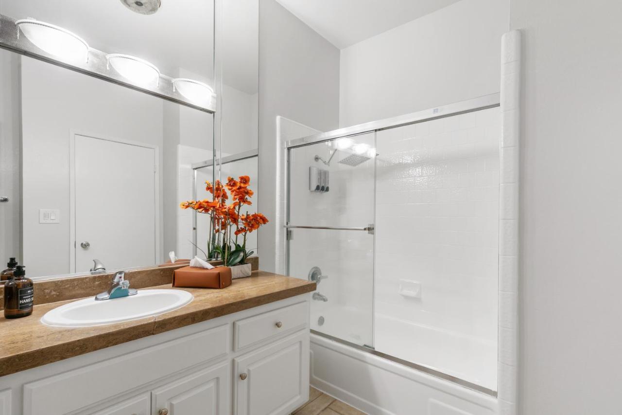 Beverly Hills 2 Bed 2 Bath Penthouse With Den And Parking 414 Los Angeles Buitenkant foto