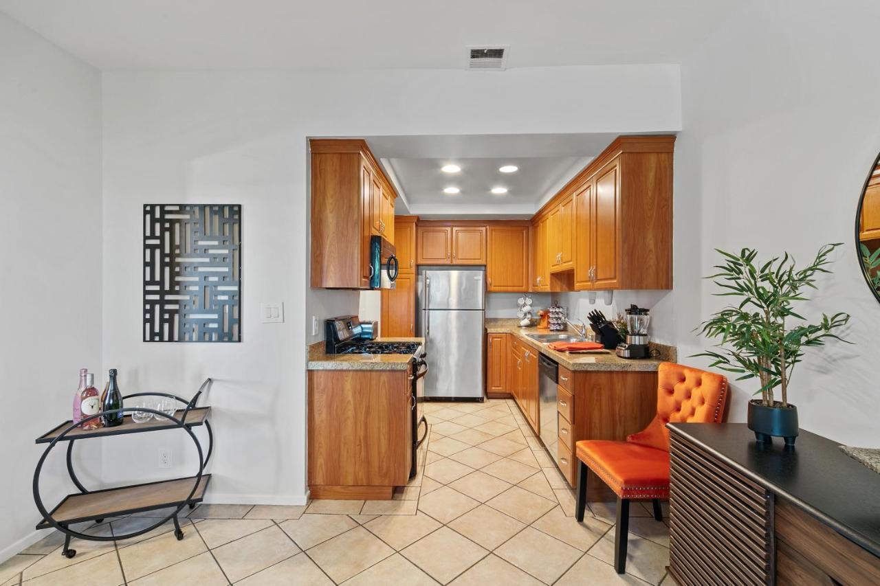 Beverly Hills 2 Bed 2 Bath Penthouse With Den And Parking 414 Los Angeles Buitenkant foto