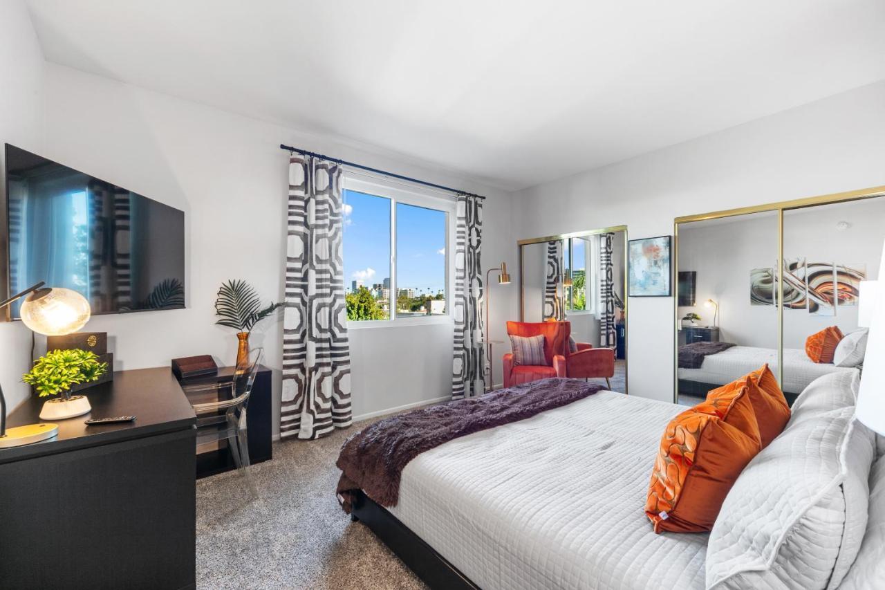 Beverly Hills 2 Bed 2 Bath Penthouse With Den And Parking 414 Los Angeles Buitenkant foto